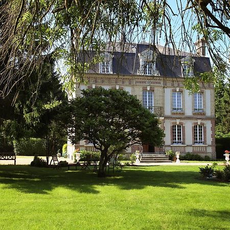Manoir Le Mesnil Bed and Breakfast Saint-Martin-aux-Chartrains Buitenkant foto