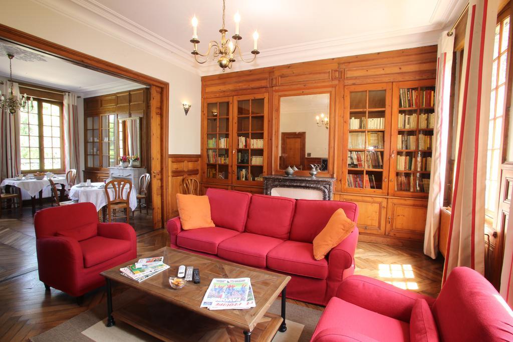 Manoir Le Mesnil Bed and Breakfast Saint-Martin-aux-Chartrains Buitenkant foto