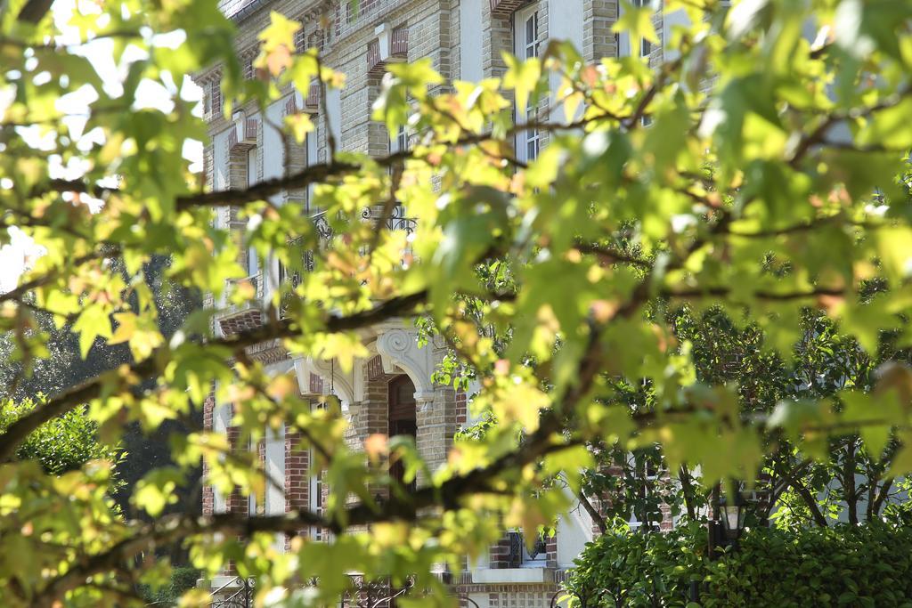 Manoir Le Mesnil Bed and Breakfast Saint-Martin-aux-Chartrains Buitenkant foto