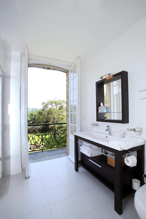 Manoir Le Mesnil Bed and Breakfast Saint-Martin-aux-Chartrains Buitenkant foto