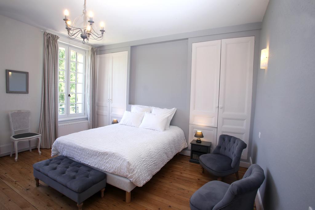 Manoir Le Mesnil Bed and Breakfast Saint-Martin-aux-Chartrains Buitenkant foto