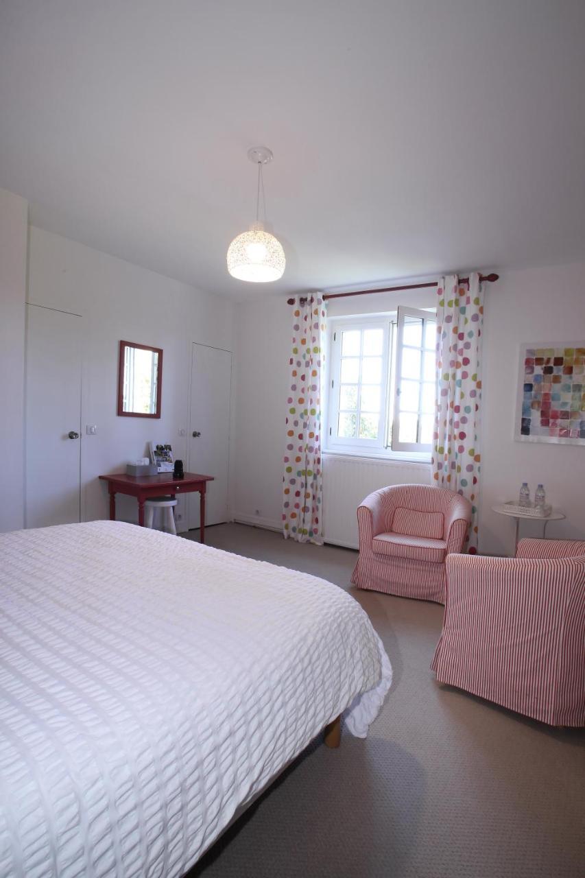 Manoir Le Mesnil Bed and Breakfast Saint-Martin-aux-Chartrains Buitenkant foto